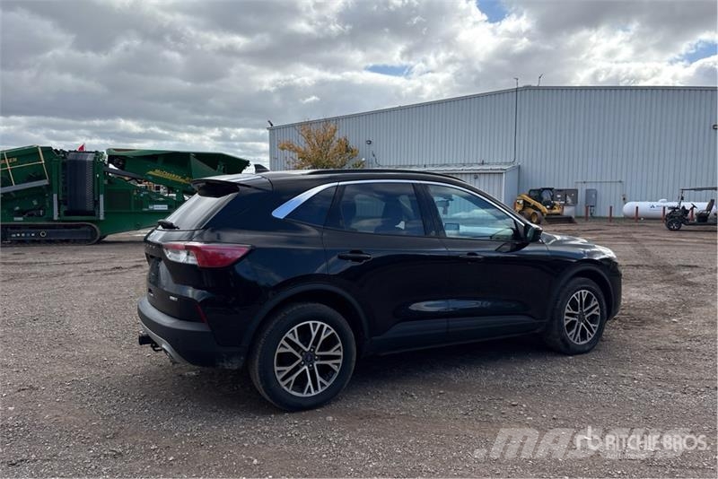 Ford Escape SEL AWD SUV Automobili