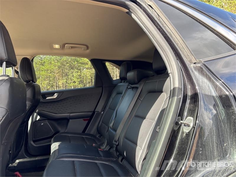 Ford Escape SEL AWD SUV Automobili