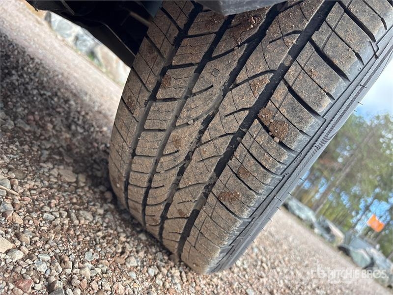 Ford Escape SEL AWD SUV Automobili