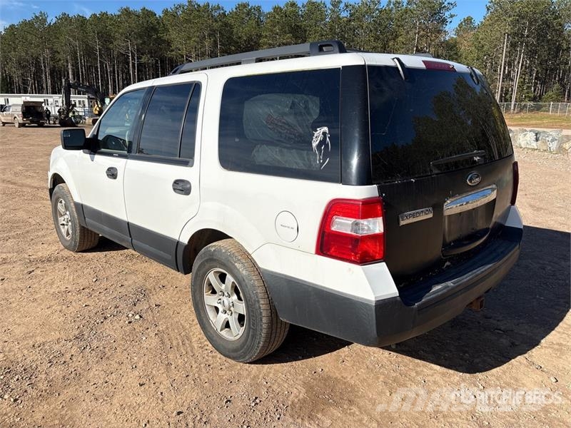 Ford Expedition 4WD SUV Avtomobili