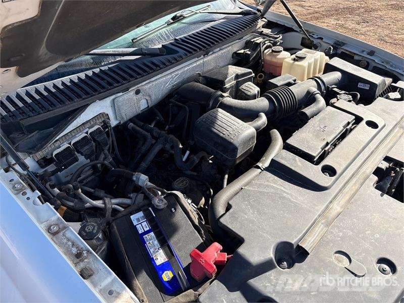 Ford Expedition 4WD SUV Avtomobili