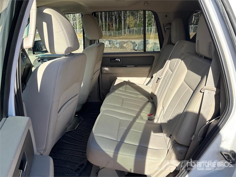 Ford Expedition 4WD SUV Avtomobili