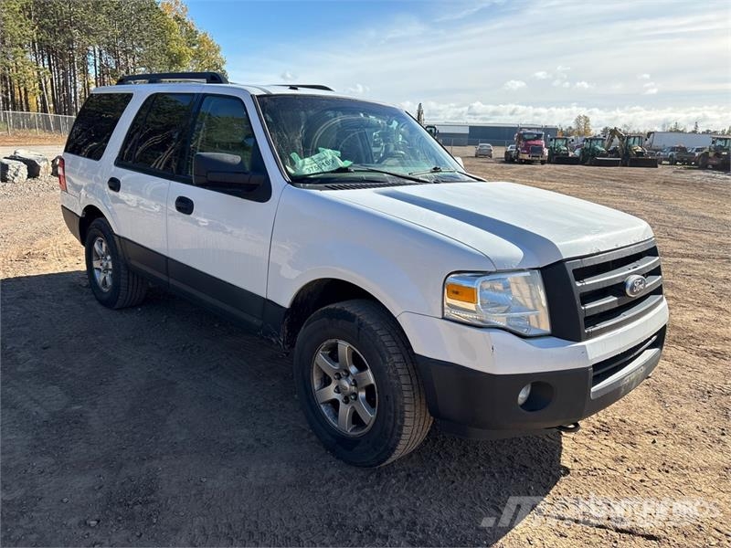 Ford Expedition 4WD SUV Avtomobili