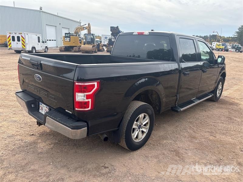 Ford F-150 4x4 Crew Cab Pickup Ostalo