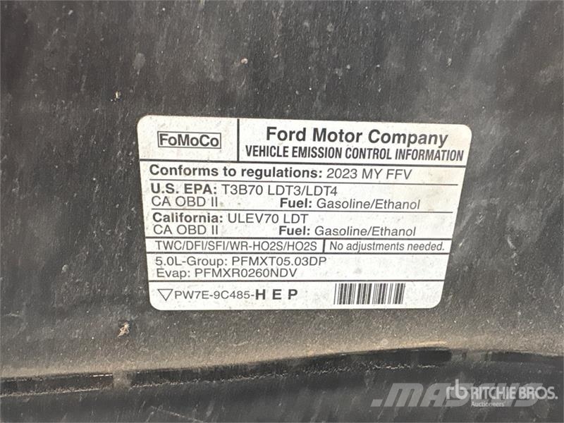 Ford F-150 4x4 Crew Cab Pickup Andre varebiler