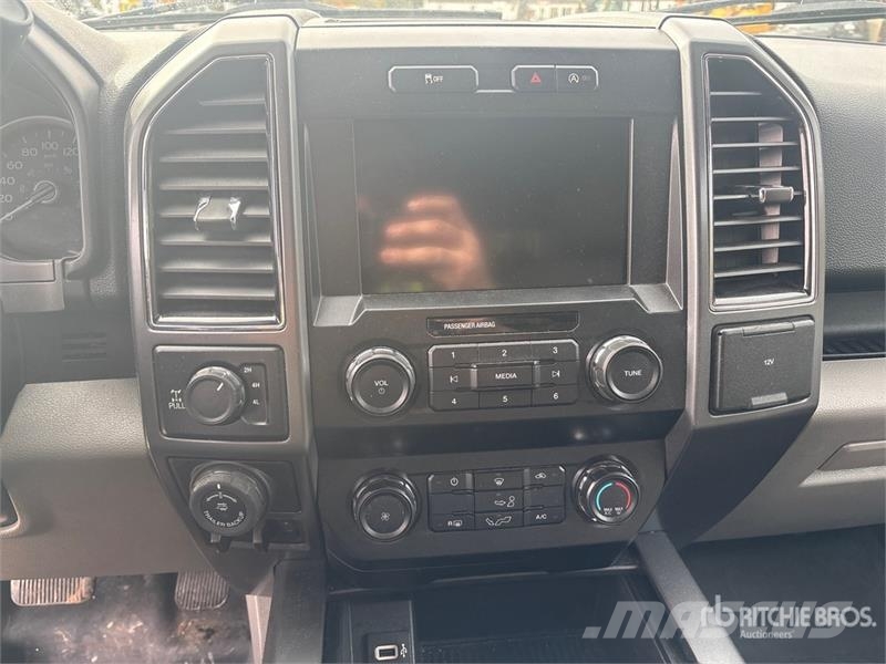 Ford F-150 4x4 Crew Cab Pickup Ostalo