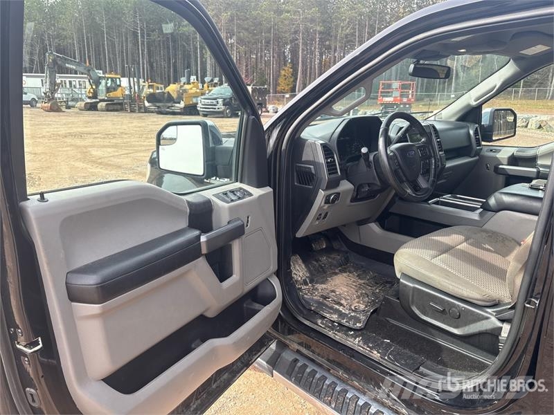 Ford F-150 4x4 Crew Cab Pickup Ostalo