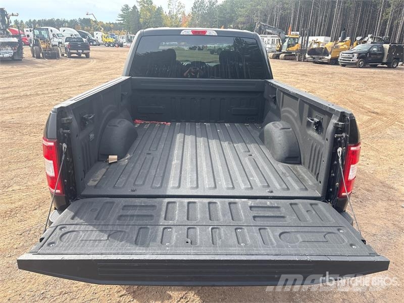 Ford F-150 4x4 Crew Cab Pickup Ostalo