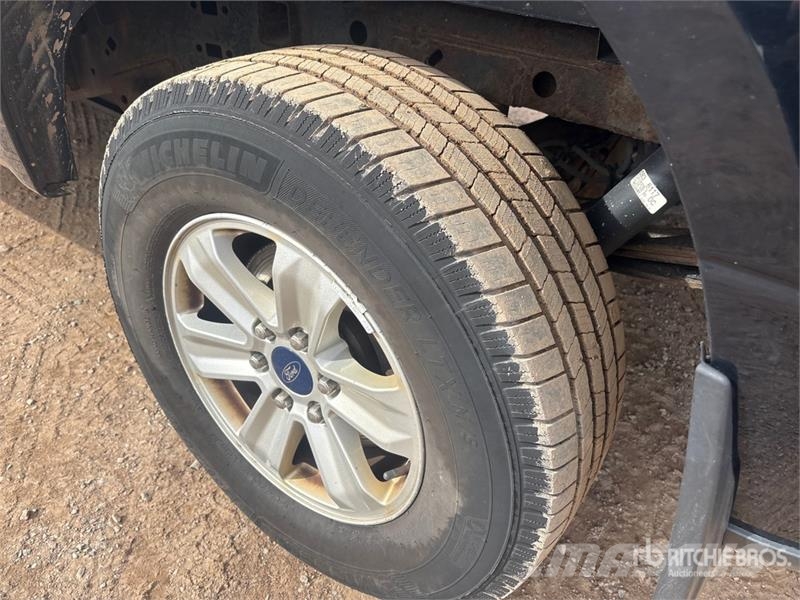Ford F-150 4x4 Crew Cab Pickup Ostalo