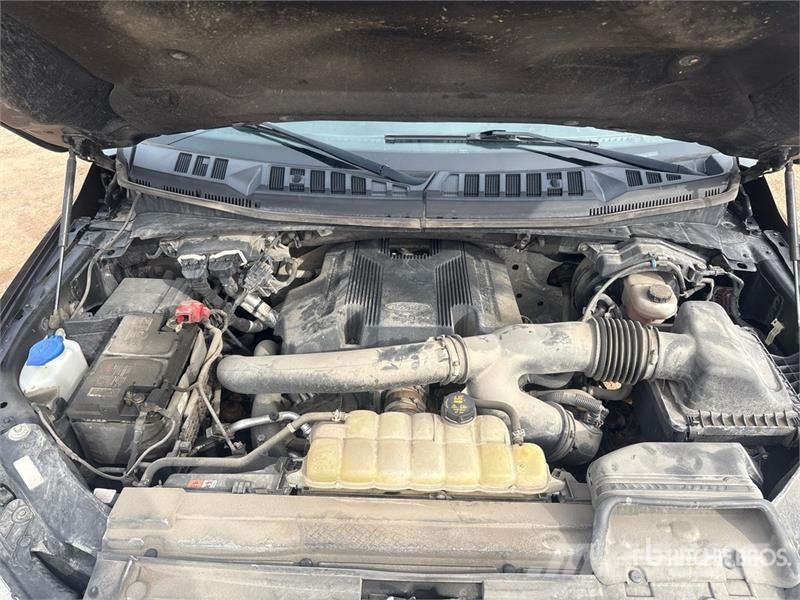 Ford F-150 4x4 Crew Cab Pickup Ostalo