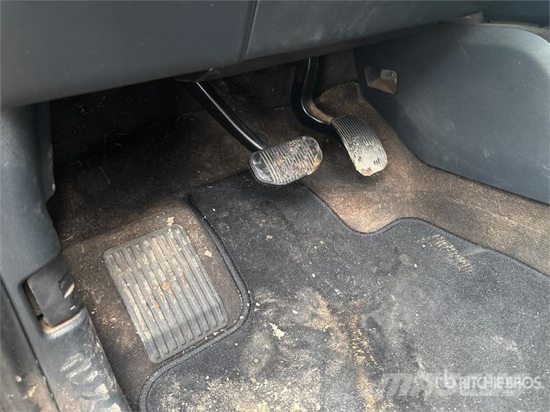 Ford F-150 4x4 Crew Cab Pickup Andre varebiler