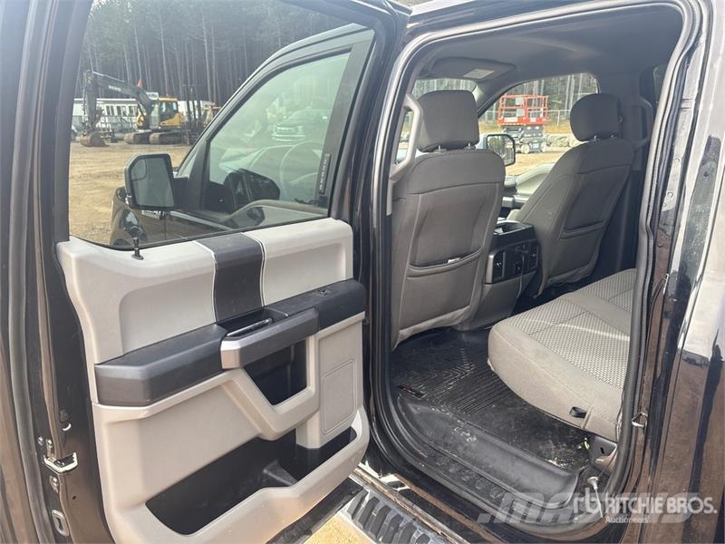 Ford F-150 4x4 Crew Cab Pickup Ostalo