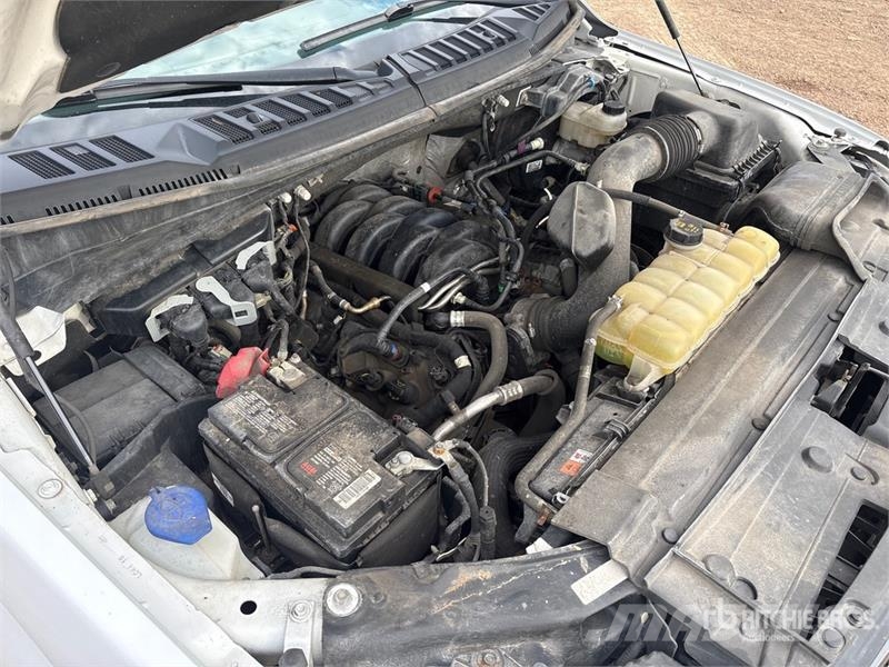 Ford F-150 4x4 Extended Cab Pickup Muu