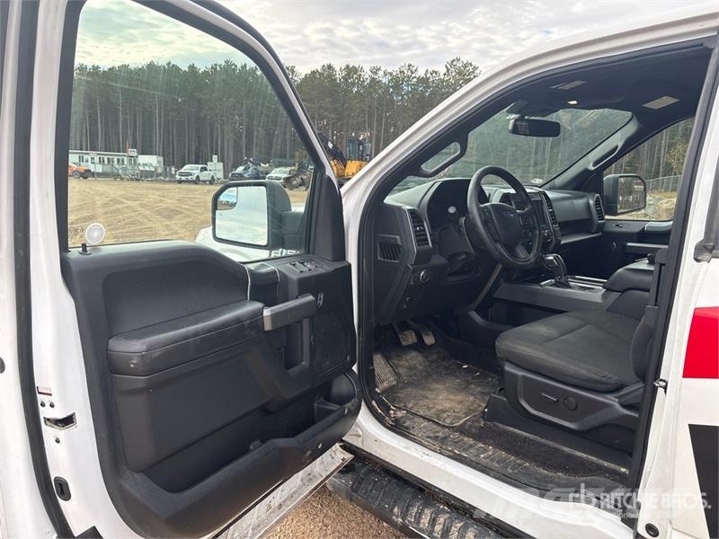 Ford F-150 4x4 Extended Cab Pickup Muu
