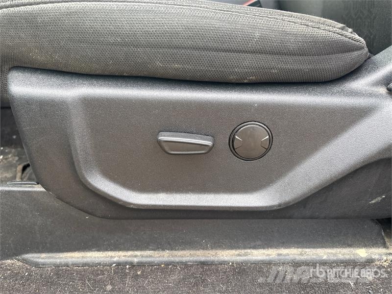 Ford F-150 4x4 Extended Cab Pickup Muu