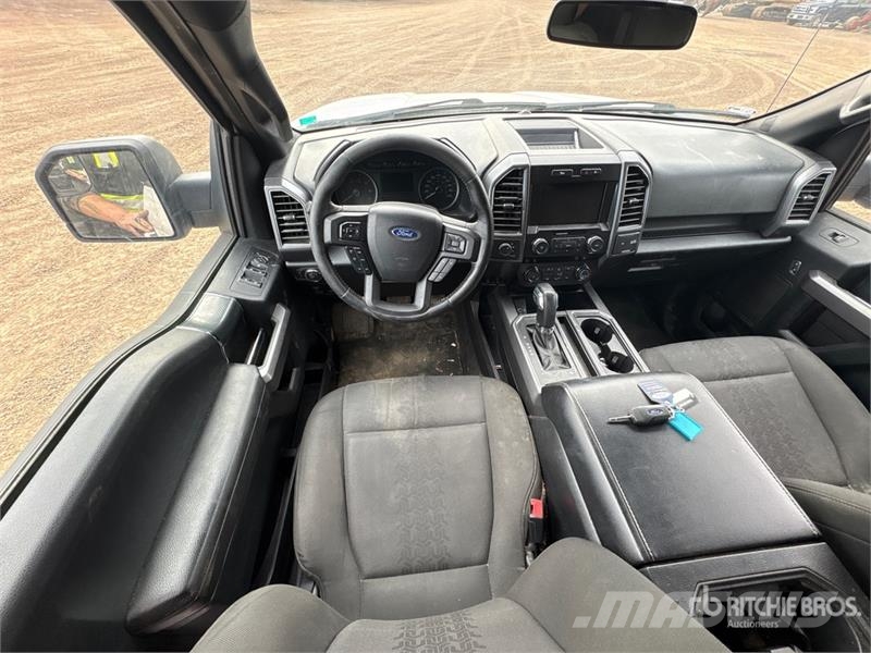 Ford F-150 4x4 Extended Cab Pickup Muu