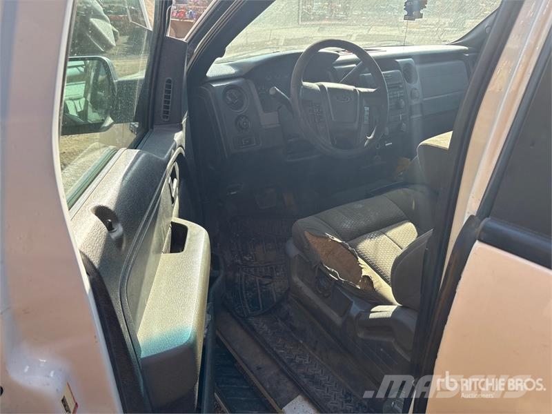 Ford F-150 4x4 Extended Cab Pickup 其他