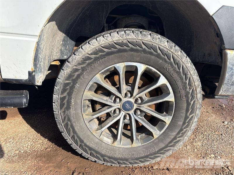 Ford F-150 4x4 Extended Cab Pickup 其他