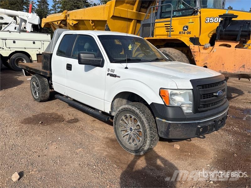 Ford F-150 4x4 Extended Cab Pickup 其他