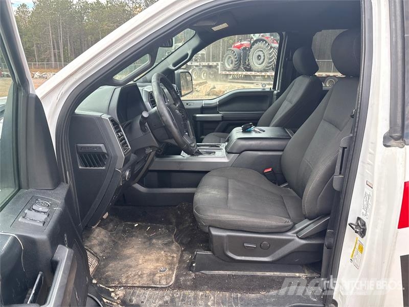 Ford F-150 4x4 Extended Cab Pickup Muu