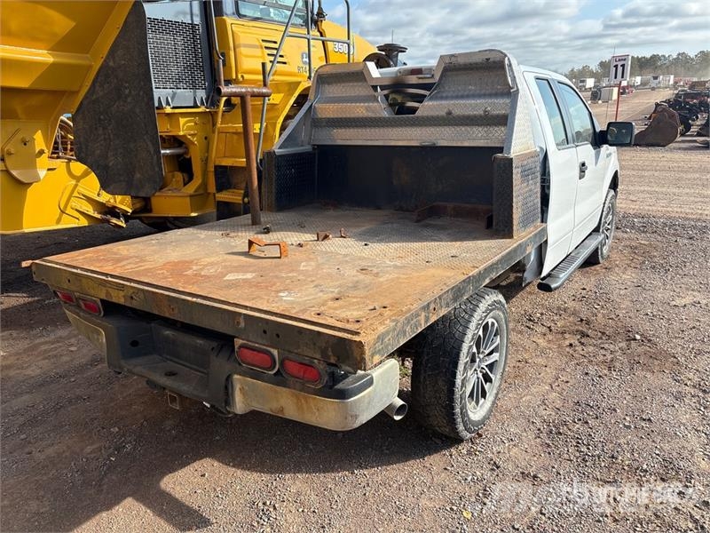 Ford F-150 4x4 Extended Cab Pickup 其他