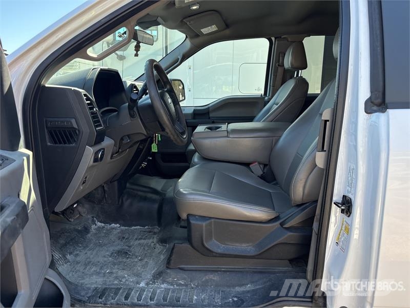 Ford F-150 XL 4x4 Extended Cab Pickup Drugi