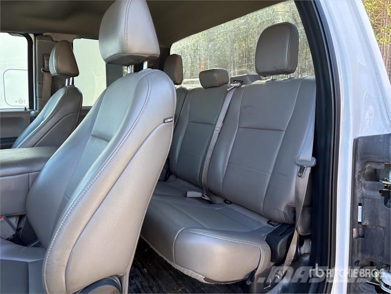 Ford F-150 XL 4x4 Extended Cab Pickup Drugi