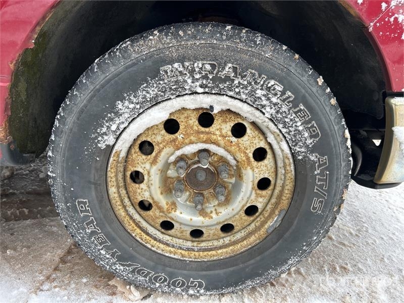 Ford F-150 XLT 4x4 Crew Cab Pickup (Inoperable) Furgoni altro