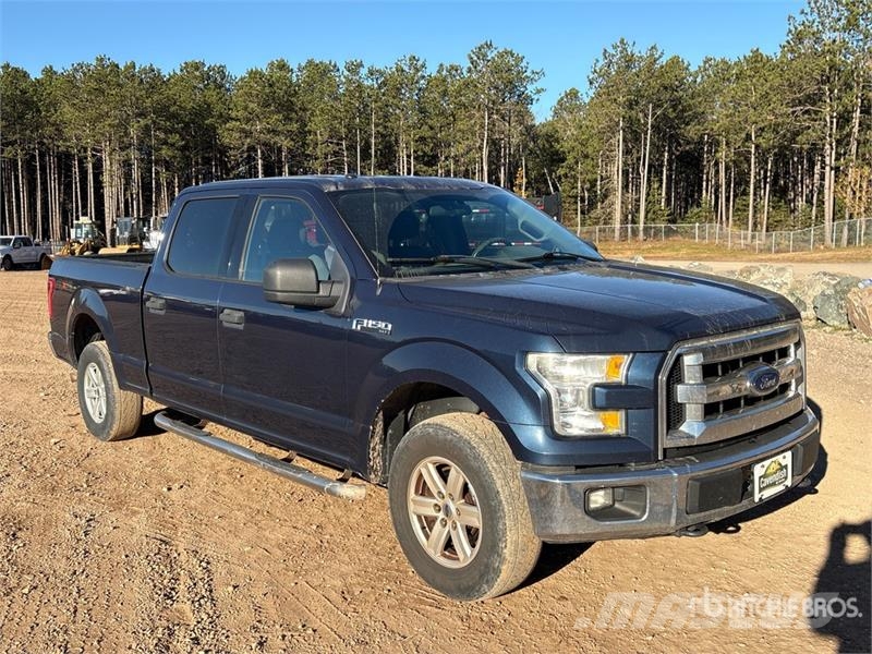Ford F-150 XLT 4x4 Crew Cab Pickup أخرى