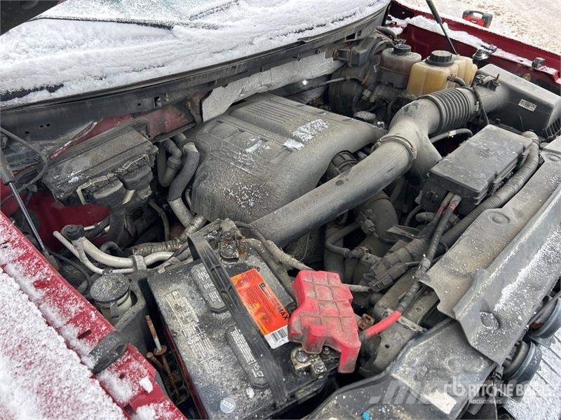 Ford F-150 XLT 4x4 Crew Cab Pickup (Inoperable) Furgoni altro