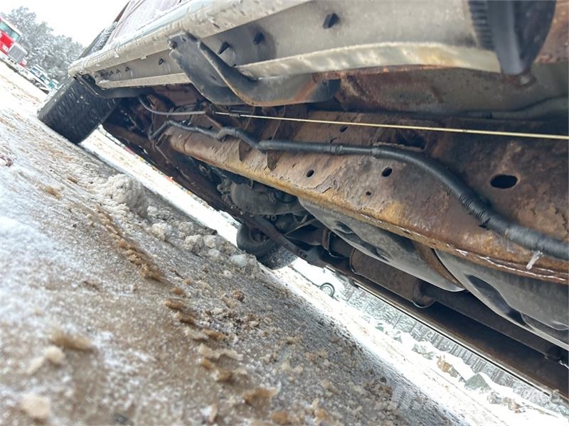 Ford F-150 XLT 4x4 Crew Cab Pickup (Inoperable) Furgoni altro