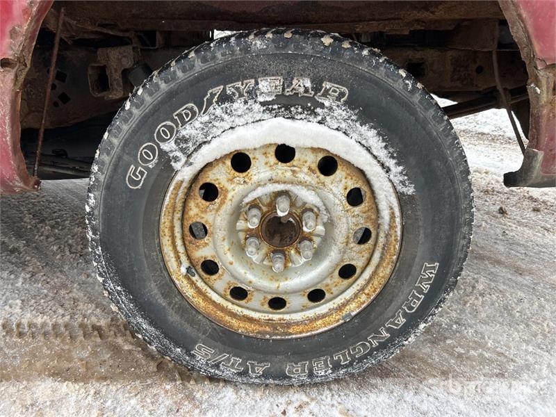 Ford F-150 XLT 4x4 Crew Cab Pickup (Inoperable) Furgoni altro