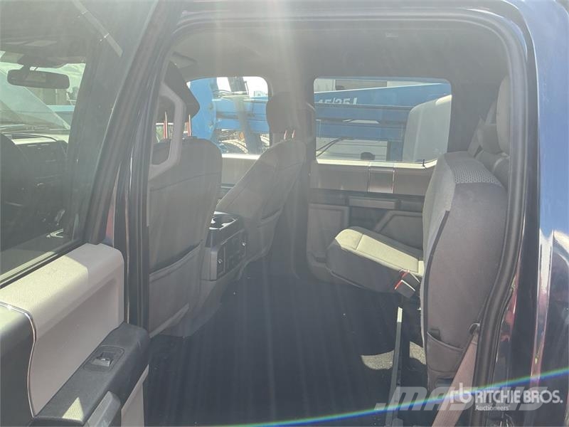 Ford F-150 XLT 4x4 Crew Cab Pickup Muut autot