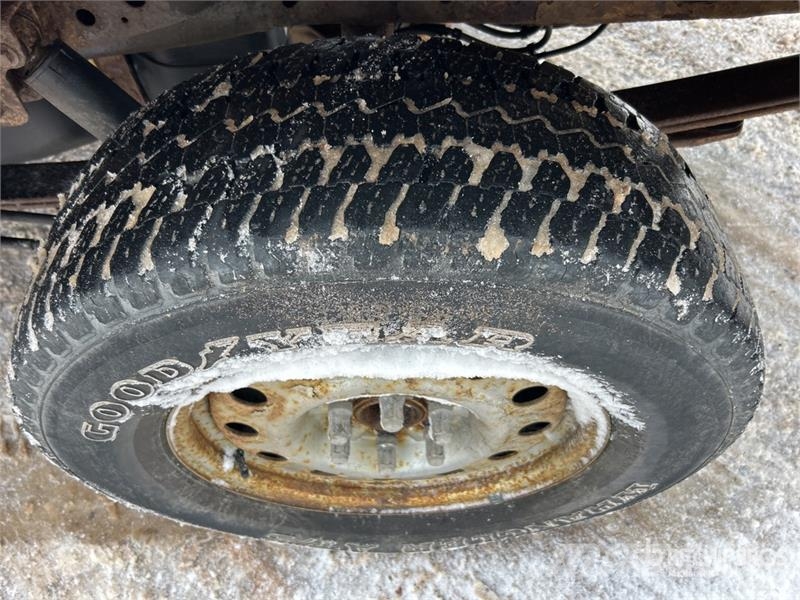 Ford F-150 XLT 4x4 Crew Cab Pickup (Inoperable) Furgoni altro