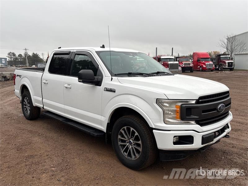 Ford F-150 XLT 4x4 Crew Cab Pickup أخرى