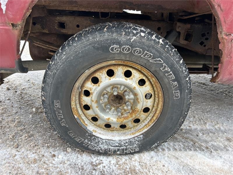 Ford F-150 XLT 4x4 Crew Cab Pickup (Inoperable) Furgoni altro