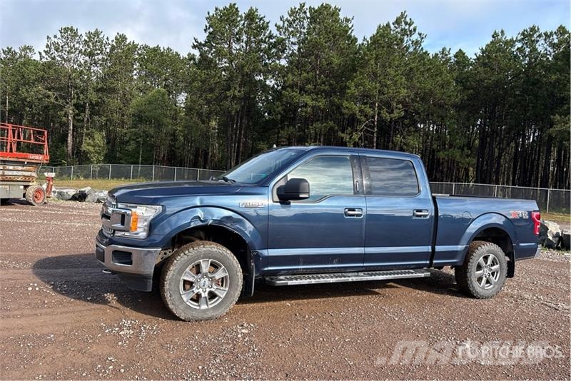 Ford F-150 XLT 4x4 Crew Cab Pickup Muut autot