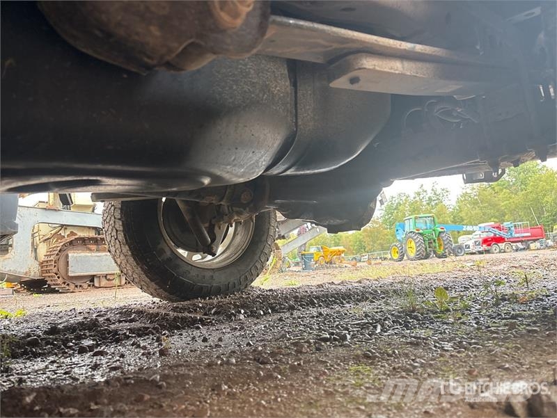 Ford F-150 XLT 4x4 Crew Cab Pickup (Inoperable) Egyéb