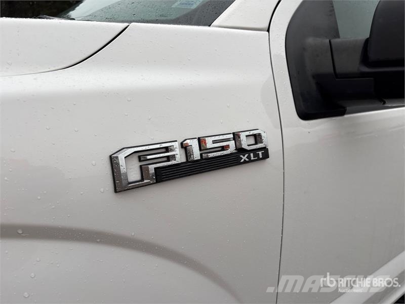 Ford F-150 XLT 4x4 Crew Cab Pickup أخرى