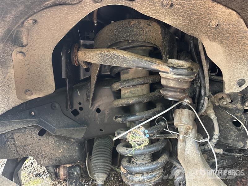 Ford F-150 XLT 4x4 Crew Cab Pickup (Inoperable) Egyéb