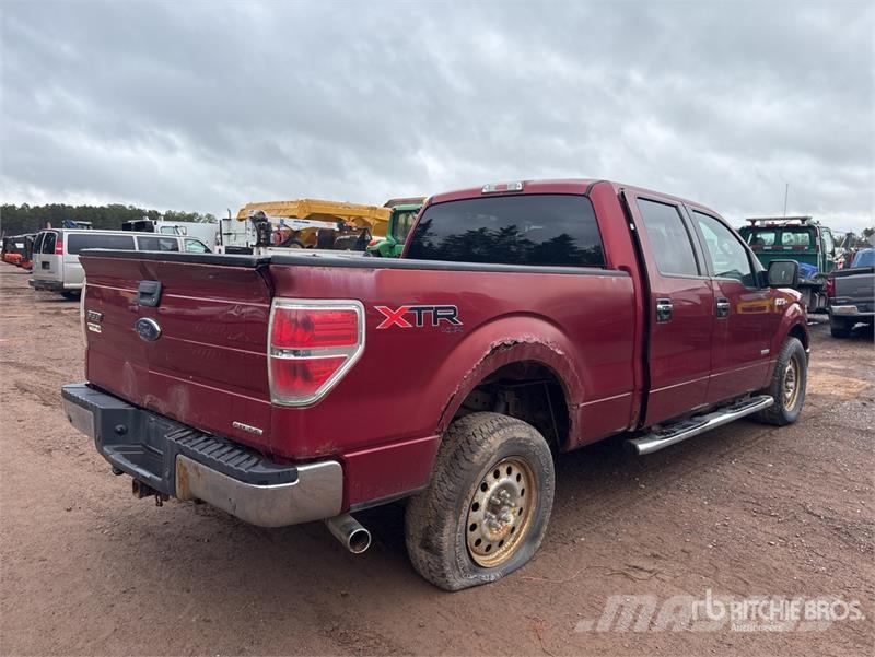 Ford F-150 XLT 4x4 Crew Cab Pickup (Inoperable) Andere Transporter