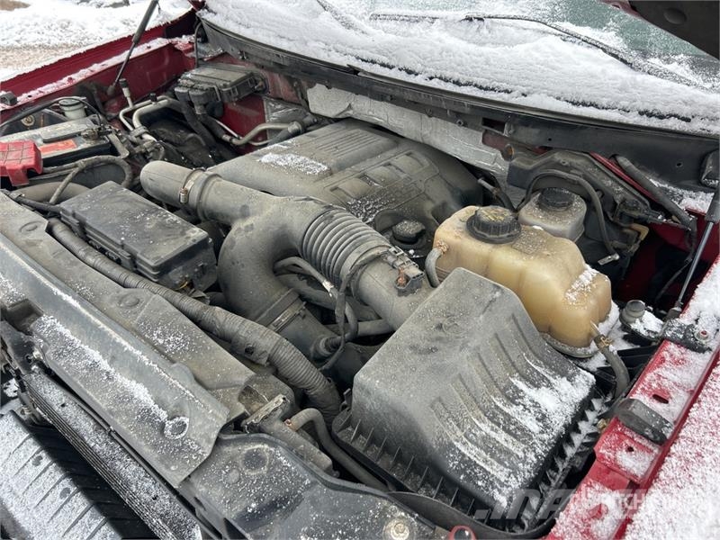 Ford F-150 XLT 4x4 Crew Cab Pickup (Inoperable) Furgoni altro