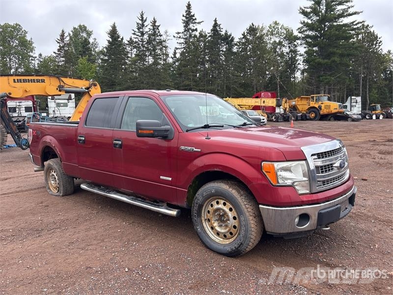 Ford F-150 XLT 4x4 Crew Cab Pickup (Inoperable) Andere Transporter