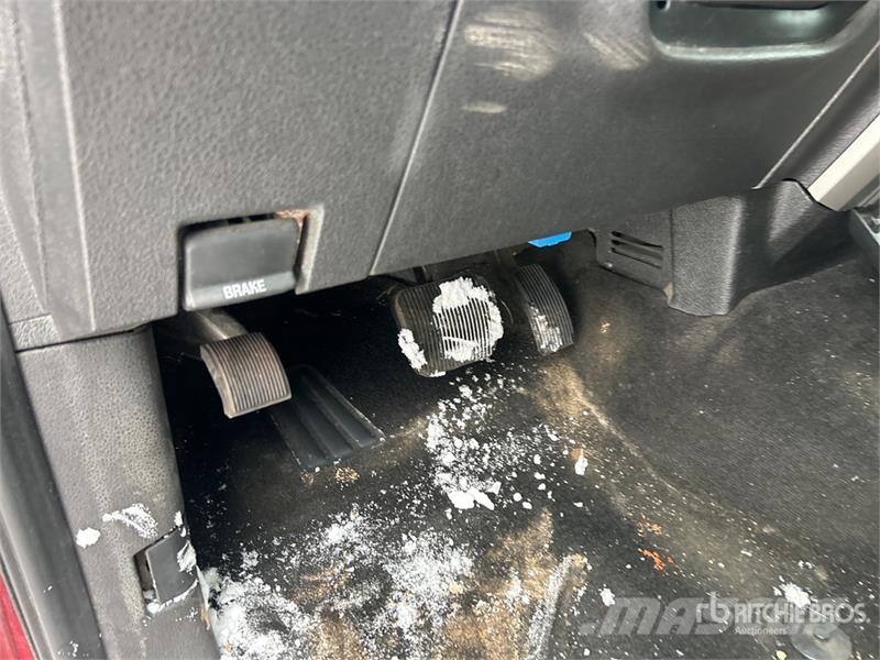 Ford F-150 XLT 4x4 Crew Cab Pickup (Inoperable) Furgoni altro