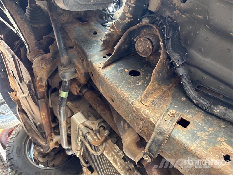 Ford F-150 XLT 4x4 Crew Cab Pickup Muu