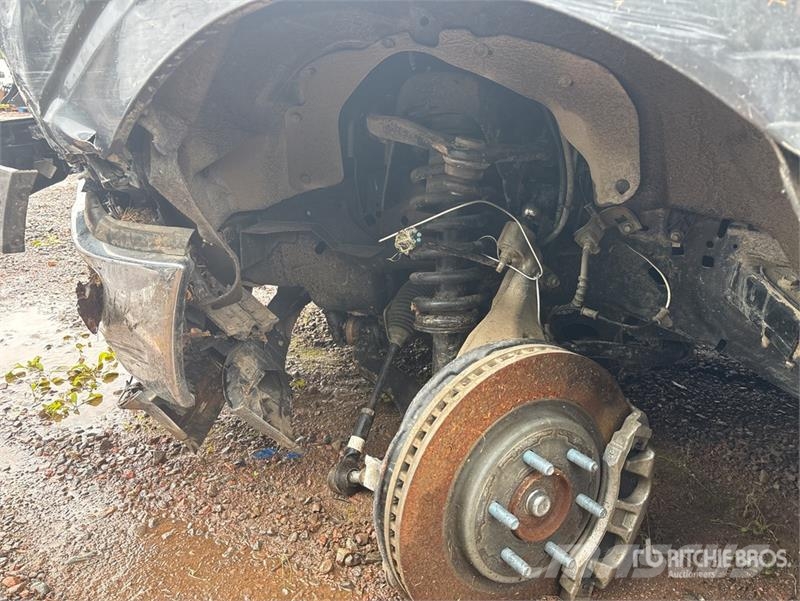 Ford F-150 XLT 4x4 Crew Cab Pickup (Inoperable) Egyéb