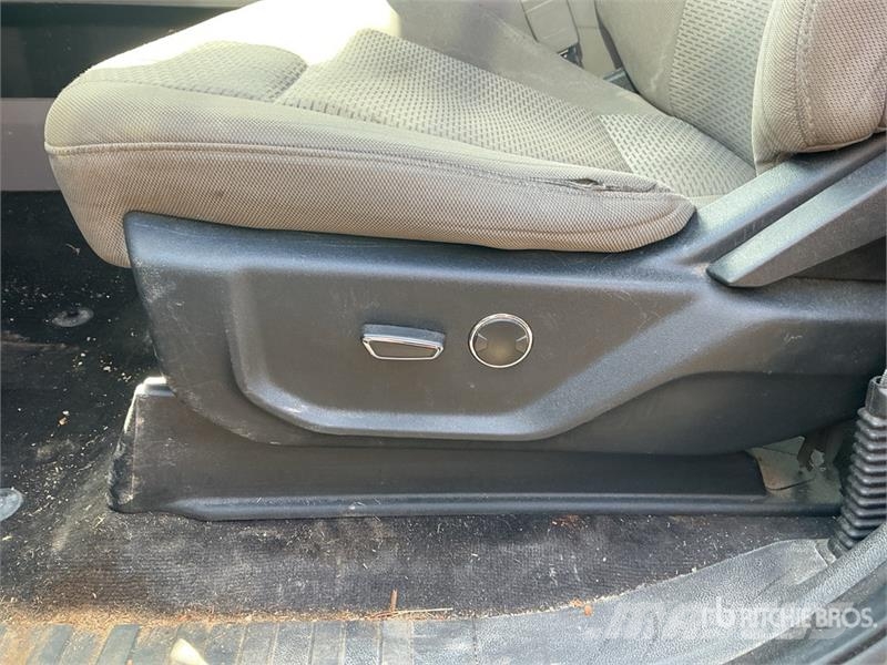 Ford F-150 XLT 4x4 Crew Cab Pickup Muut autot