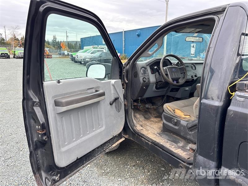 Ford F-250 4x4 Pickup Ostalo