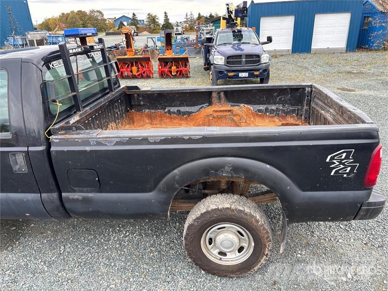 Ford F-250 4x4 Pickup Ostalo