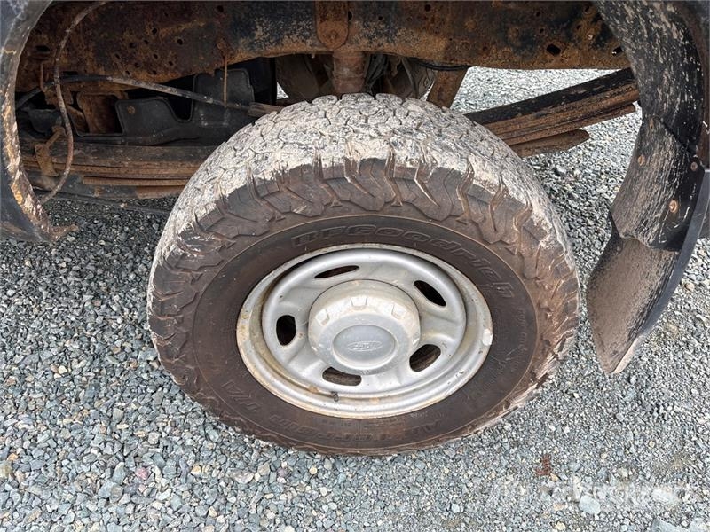 Ford F-250 4x4 Pickup Ostalo